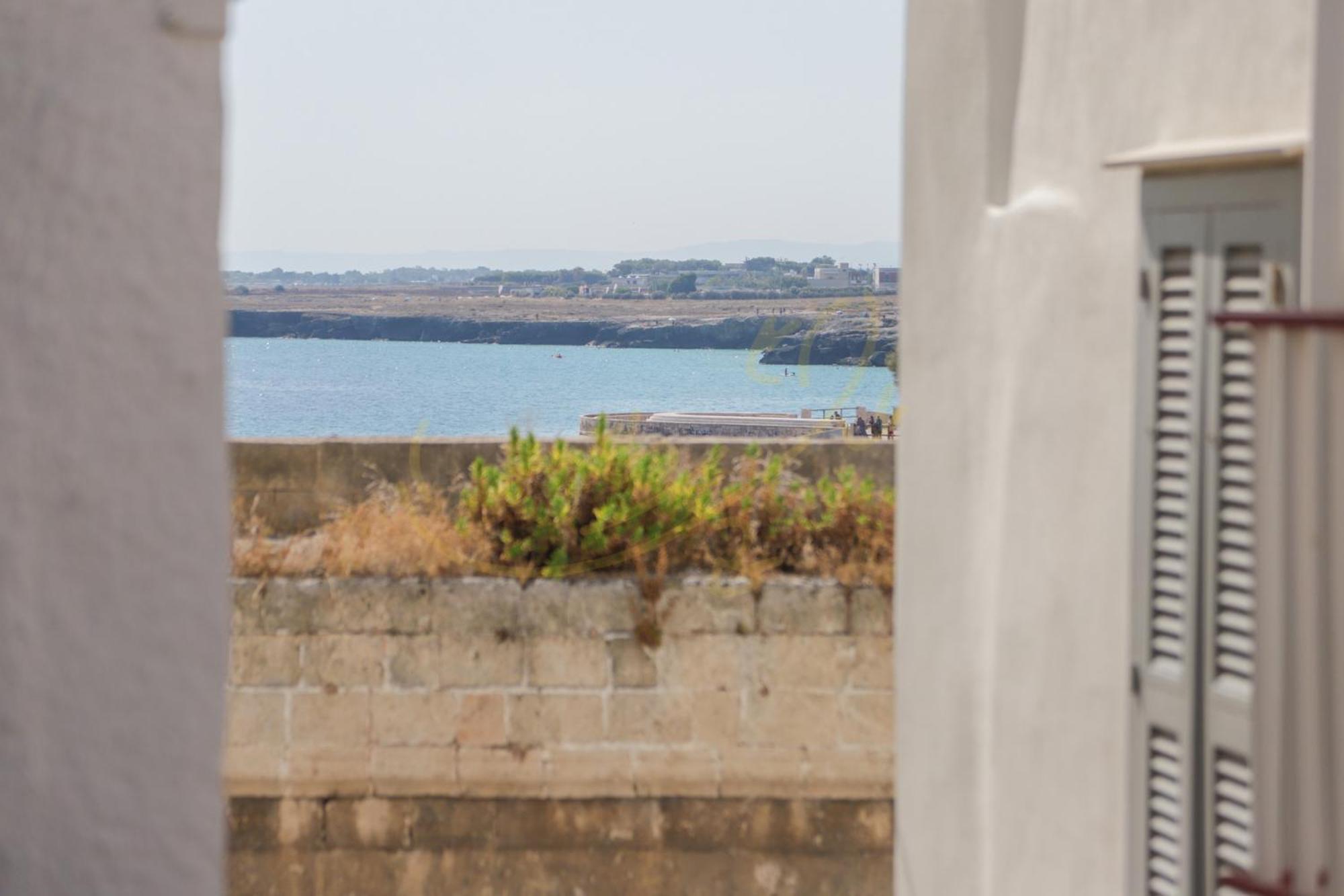 Td Casa Marea Seaside View In Prime Location Villa Monopoli Exteriör bild